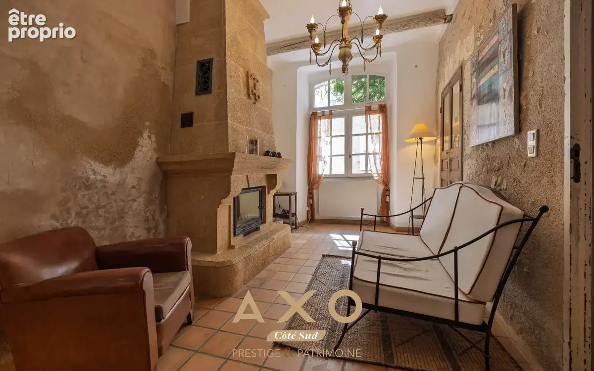 Mallemort - maison de village - 220 m2 - atelier - atelier d artiste - grenier - abri voiture - terrasse - 510 000 - photo 5
