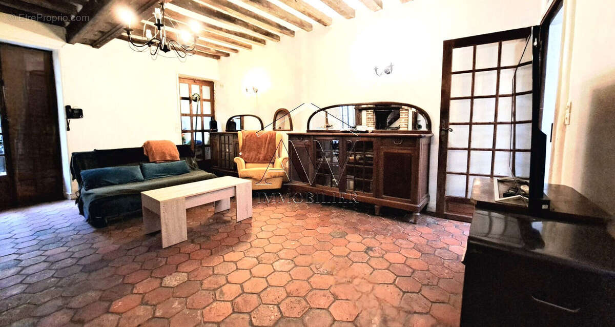 Maison à SAINTE-GENEVIEVE