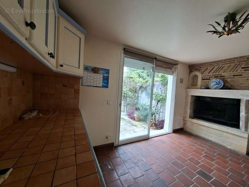 Maison à MONTPON-MENESTEROL