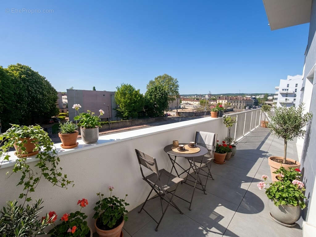 Appartement T3 récent grand balcon et garage - photo 9