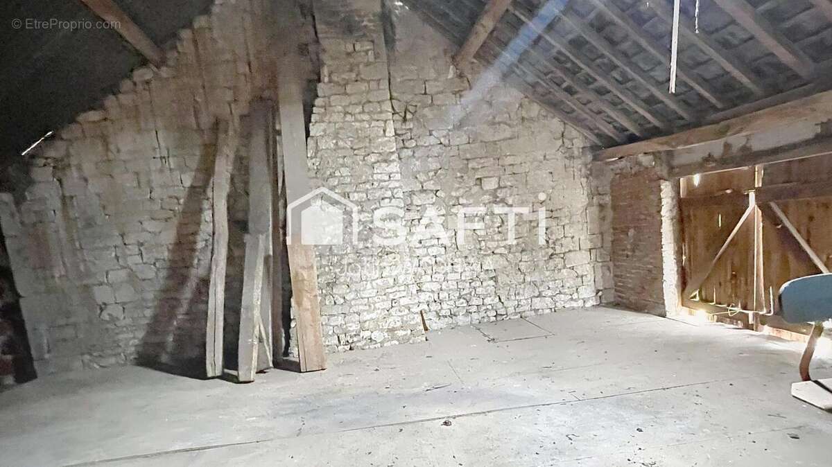Maison 107 m² à Sevigny-Waleppe  - photo 8