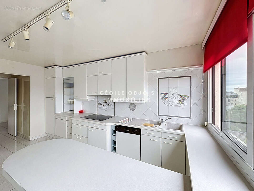 Appartement à SAINT-MAUR-DES-FOSSES