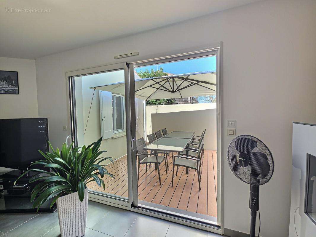 Maison 96 m² à Saint-Vivien  - photo 5