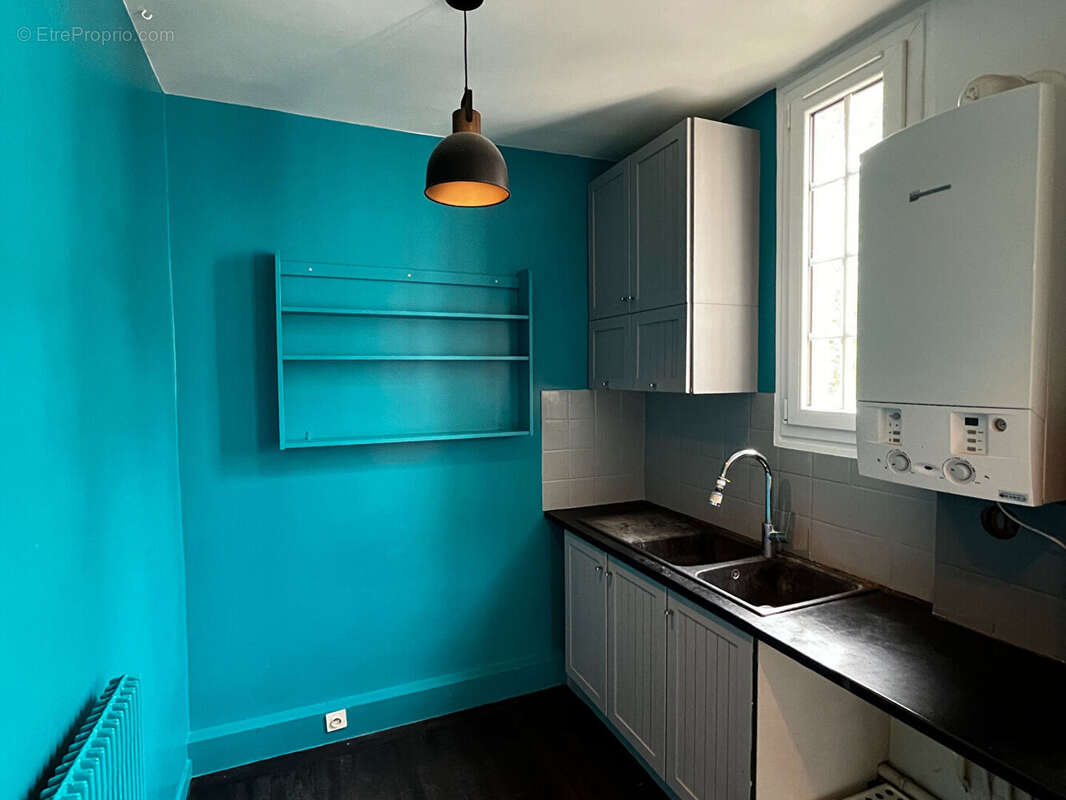 Appartement à COURBEVOIE