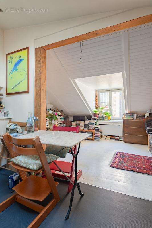 Appartement à PARIS-11E