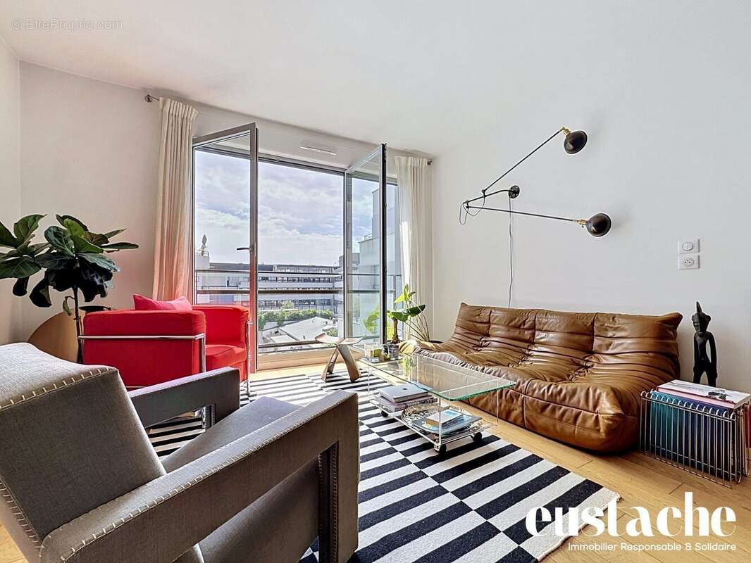 Appartement à PARIS-19E