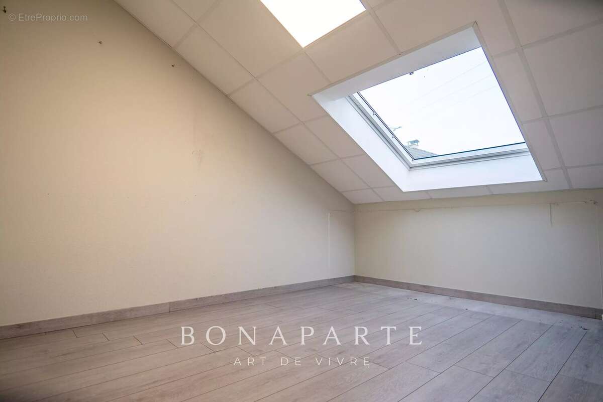 MEILLON – Locaux professionnels avec entrepôt et bureaux – 625 m² - photo 7