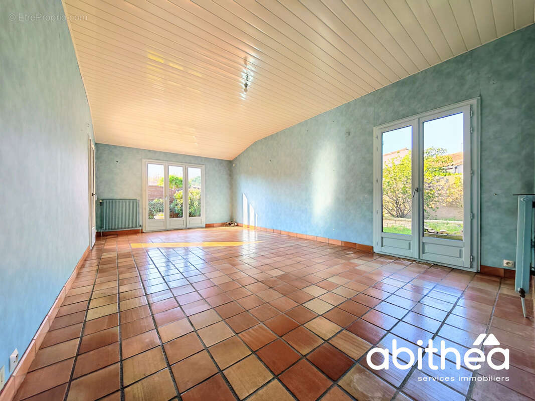 Un cocon lumineux à l’Épinette : confort moderne, jardin intime et charme à personnaliser - photo 13
