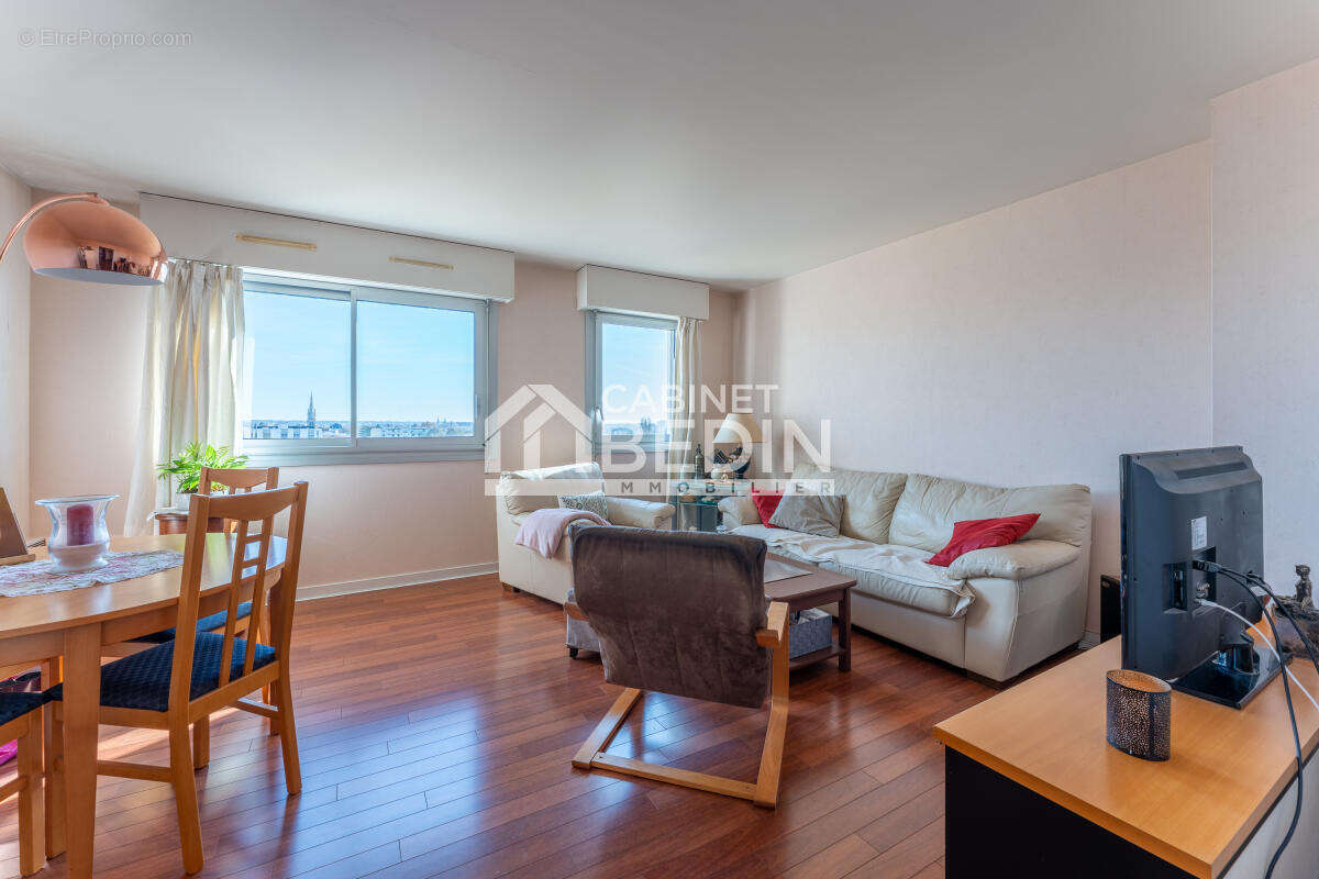 Appartement à BORDEAUX