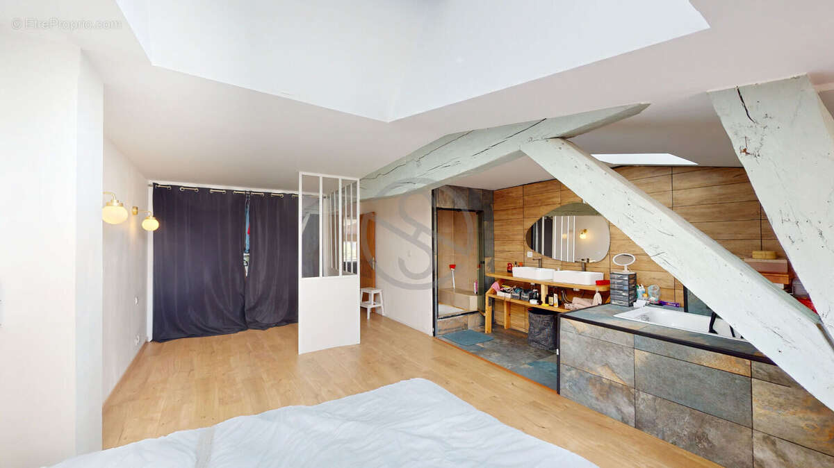 Appartement à BOURGOIN-JALLIEU