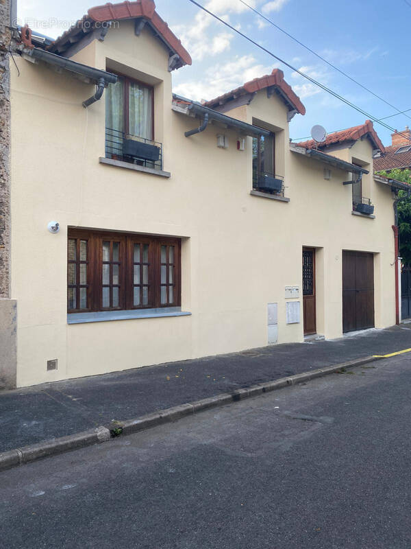 Appartement à CORBEIL-ESSONNES