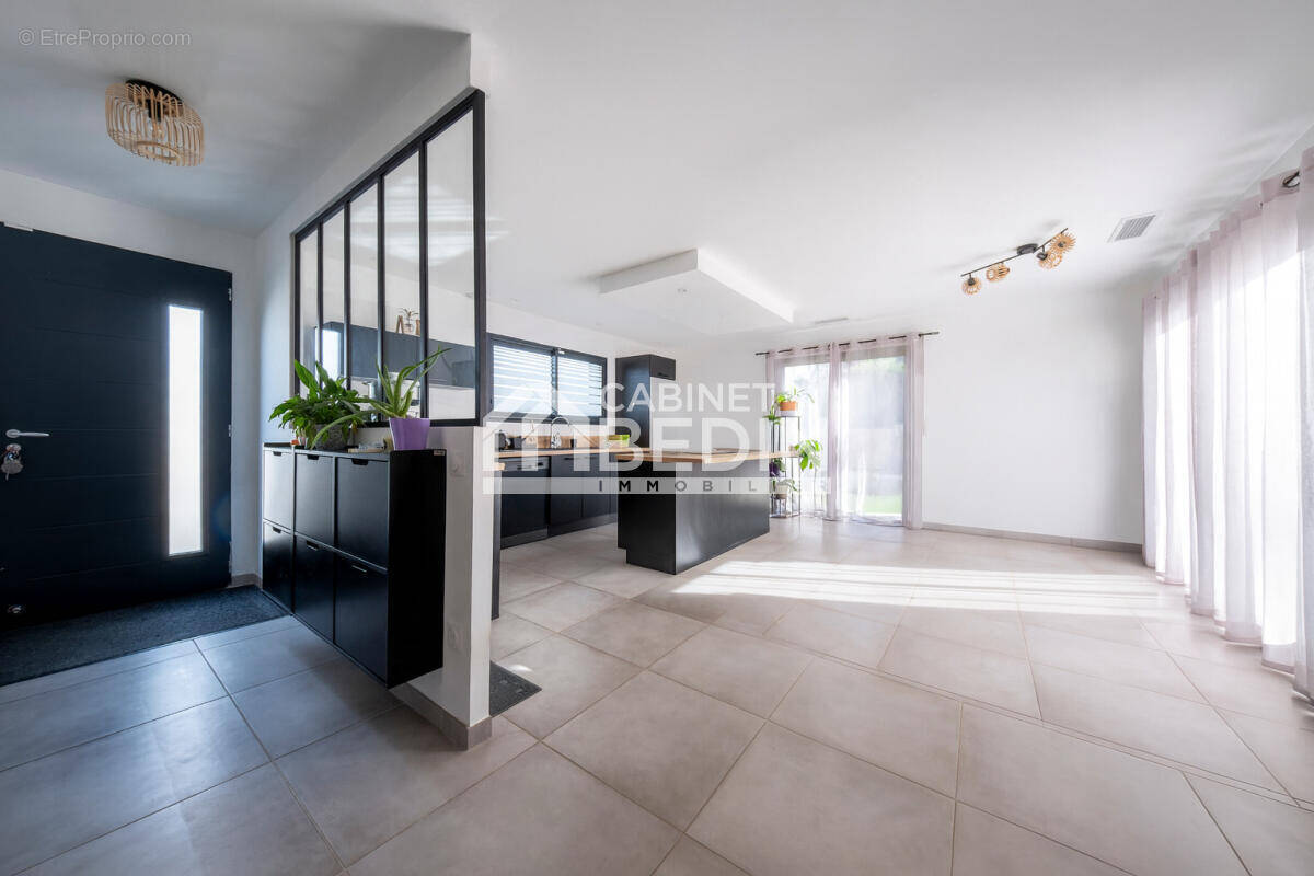 Maison à SAINT-ORENS-DE-GAMEVILLE