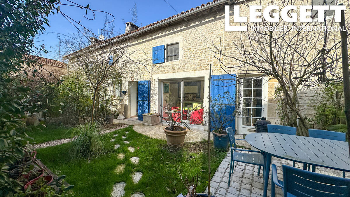 Maison à MATHA
