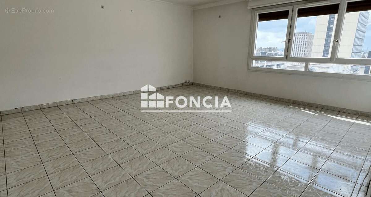Appartement à SARCELLES