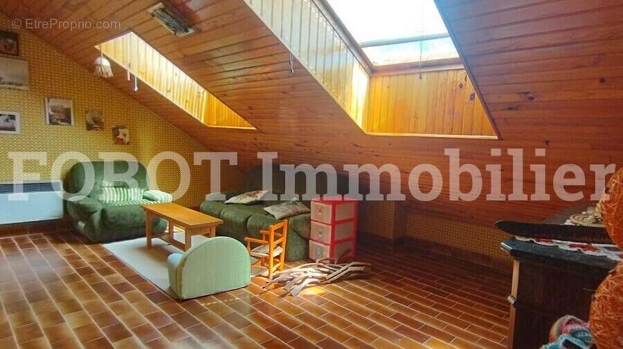 Maison à SAINT-MARTIN-DE-VALAMAS