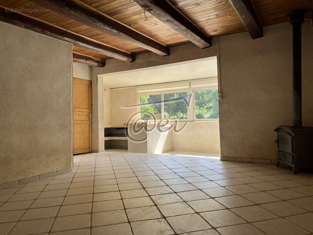 Maison à BRAS