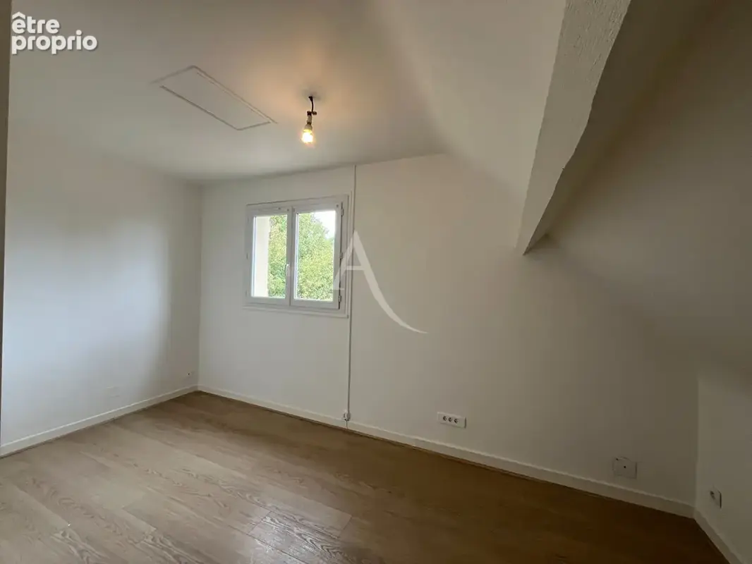 Maison 130 m² à Vineuil  - photo 7