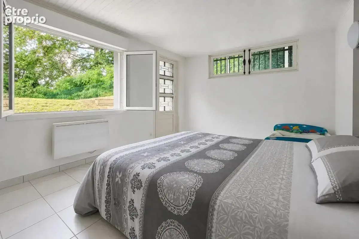 Maison de 5 pièces de 143 m² à Linas - photo 6