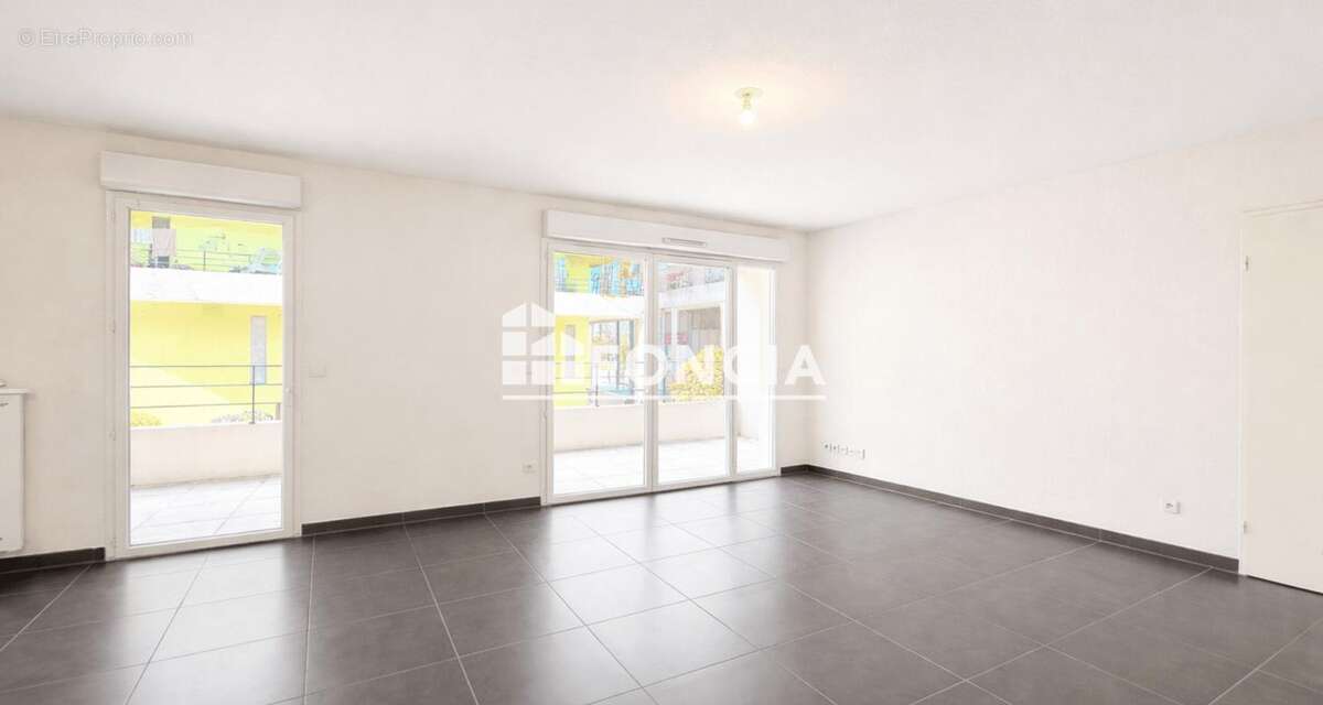 Appartement à JUVIGNAC