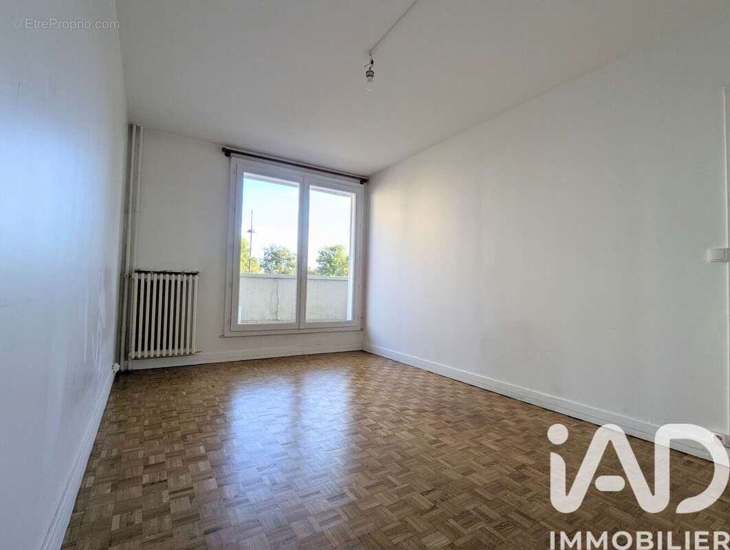 Photo 9 - Appartement à VERSAILLES