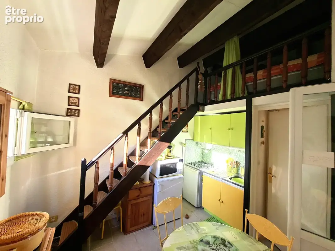 Studio mezzanine avec emplacement de parking - photo 2