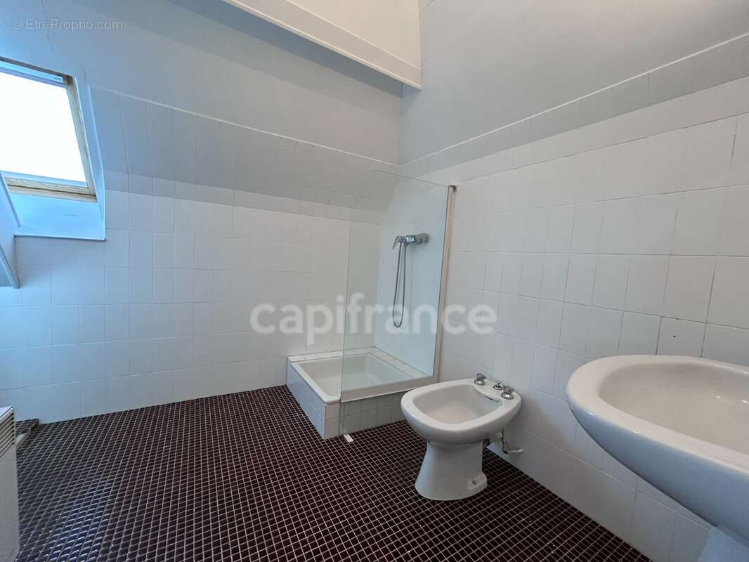 Maison à vendre 5 pièces CORGNAC SUR L'ISLE (24) - photo 32