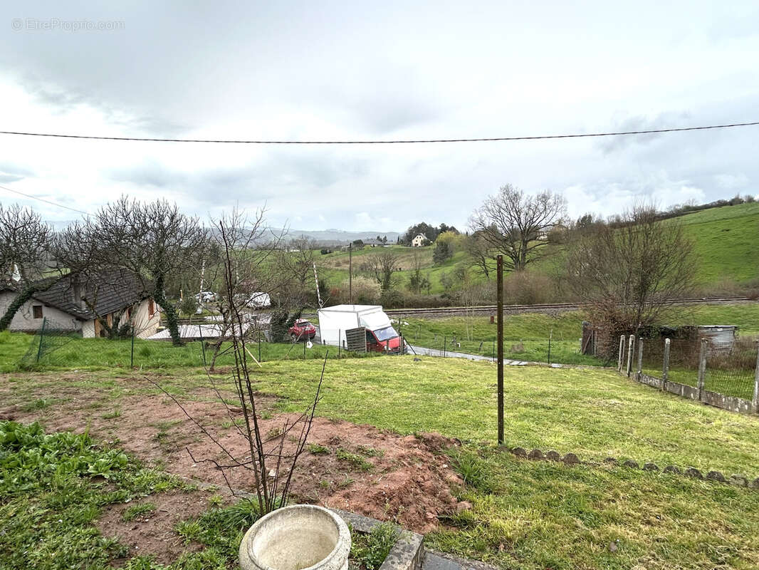 Maison à SAINT-SOLVE