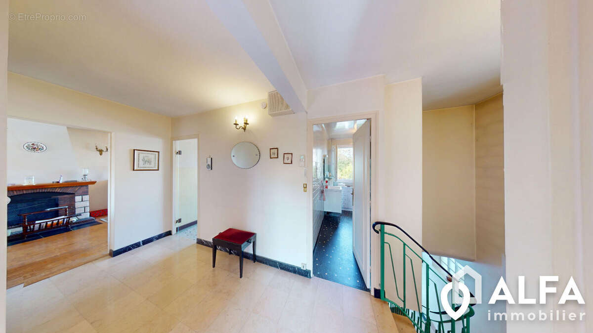 Maison à DEUIL-LA-BARRE