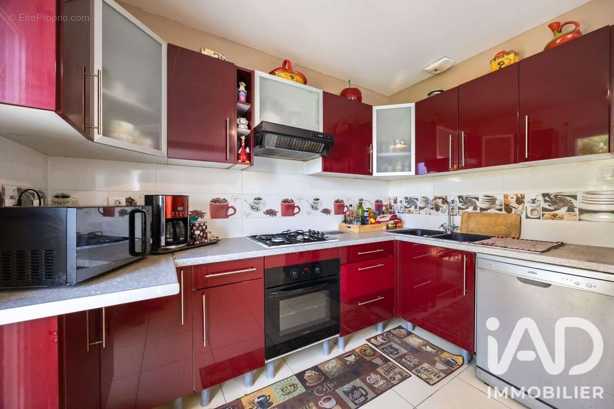 Maison 98 m² à Latour-Bas-Elne  - photo 9