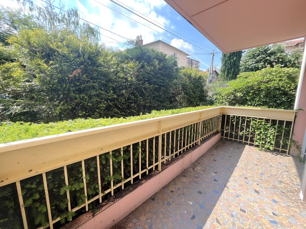 Appartement à LYON-8E