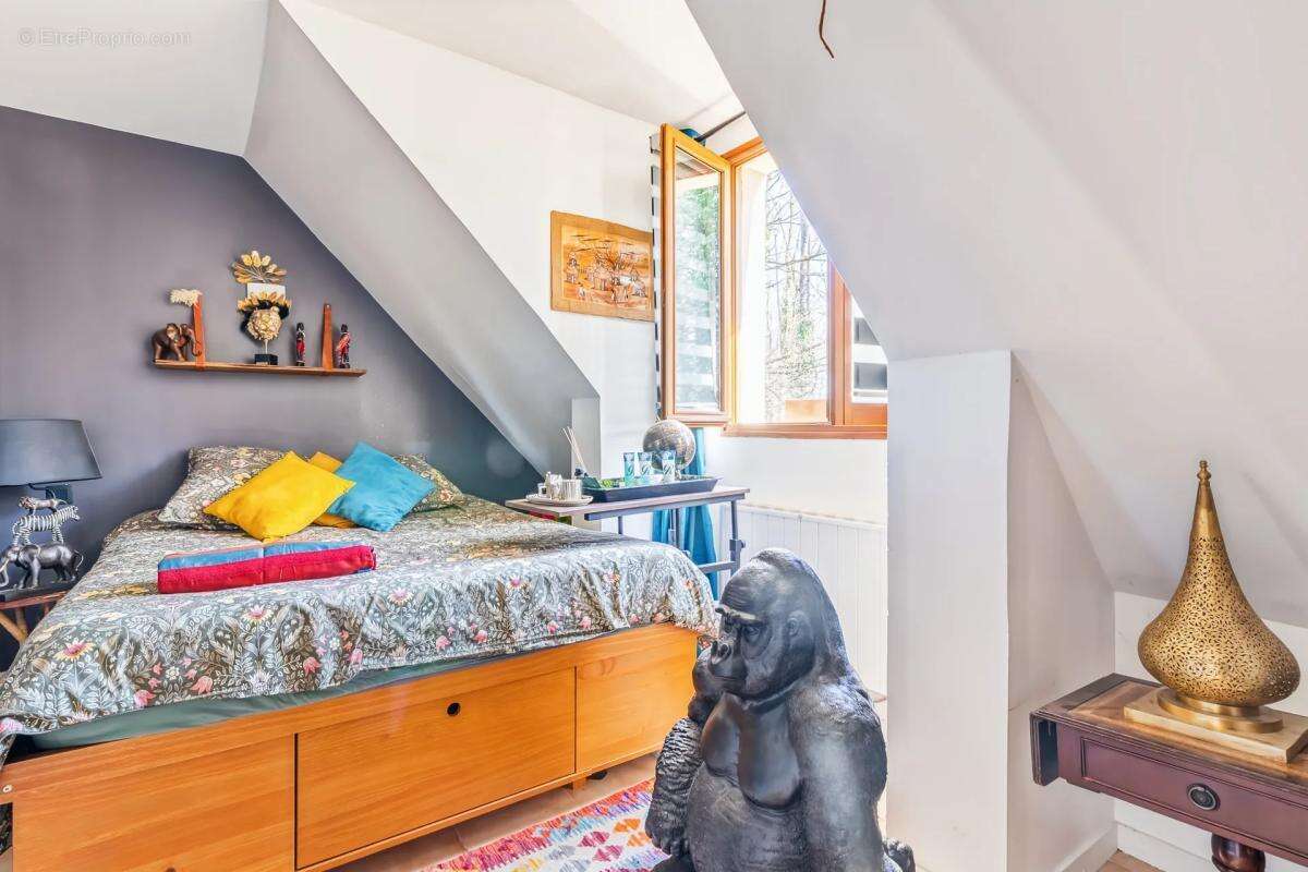 Maison à SAINT-FARGEAU-PONTHIERRY