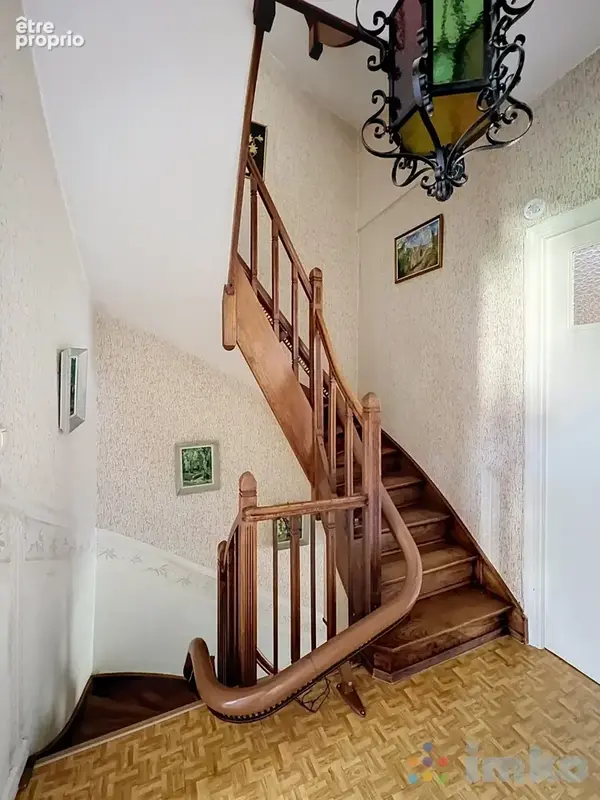 Maison 8 pièces 172 m² à vendre à Marcq-En-Baroeul (59700) - photo 2
