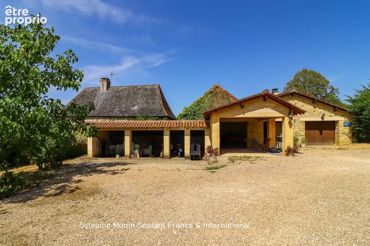 Elegante maison de caractère en pierre, 6 chambres, piscine, dépendances sur un terrain arboré de 5 000 m2 - photo 6