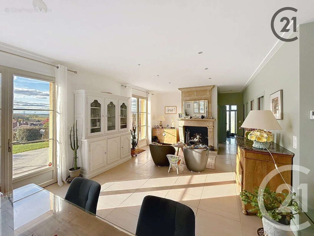 Maison à LAUBRESSEL