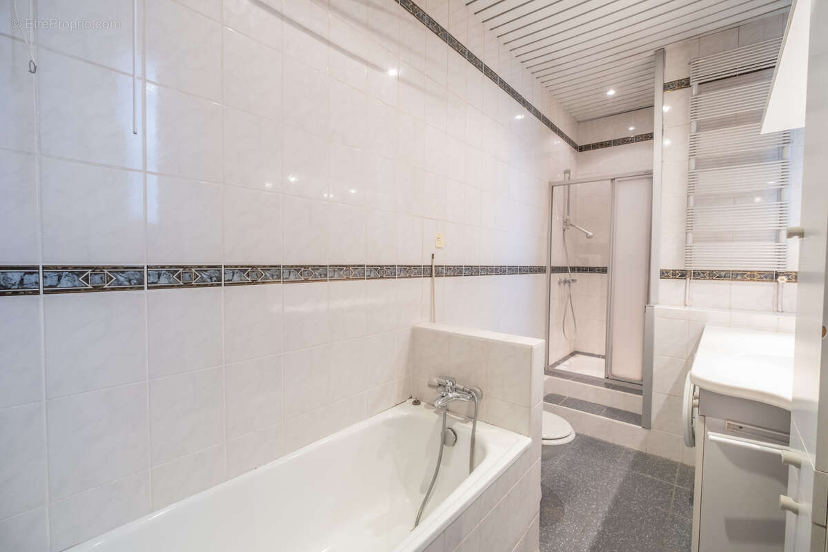 Appartement à SAINT-ETIENNE