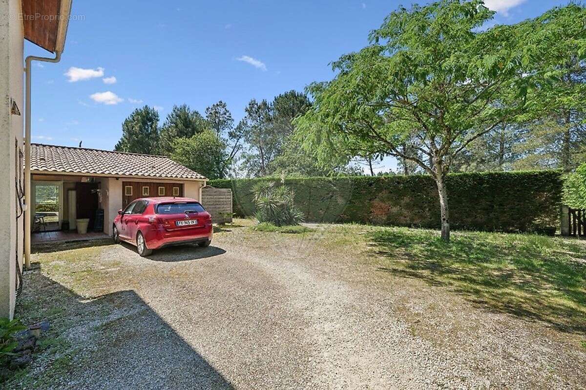 Maison à PESSAC