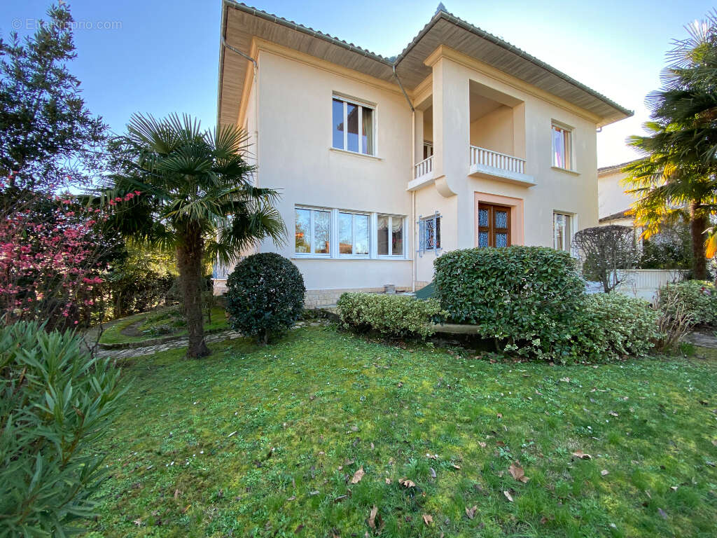 Maison à VILLENEUVE-SUR-LOT
