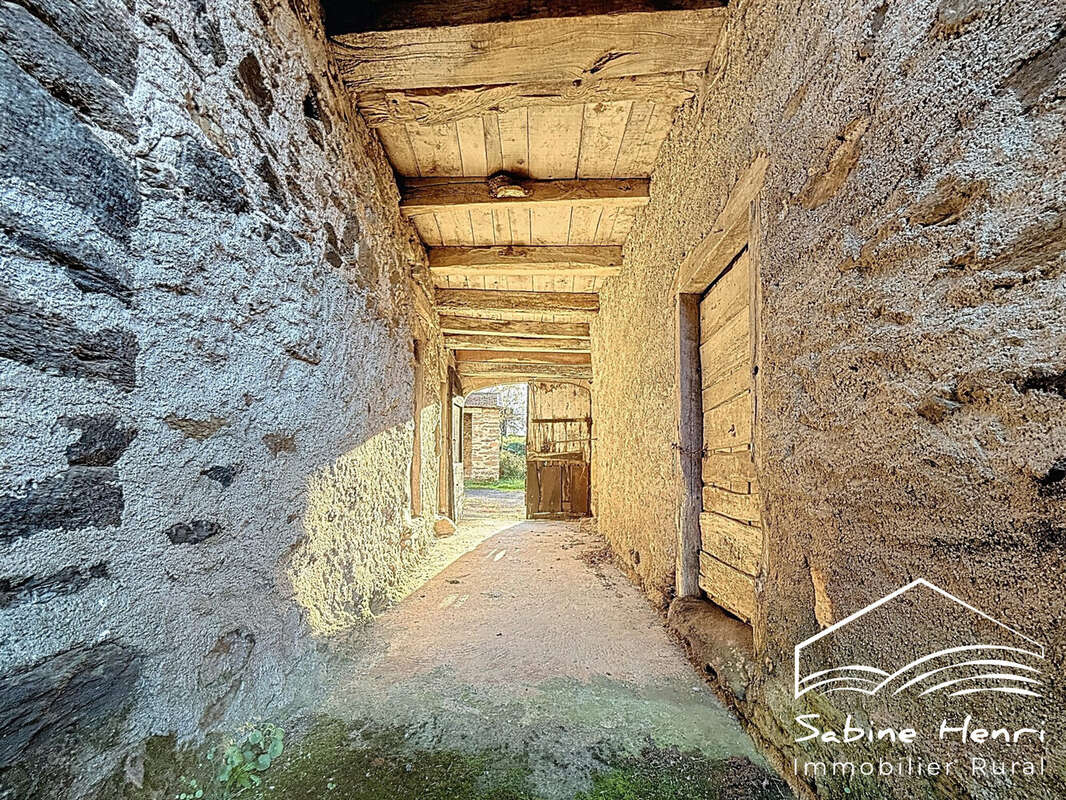 Maison à JOUQUEVIEL