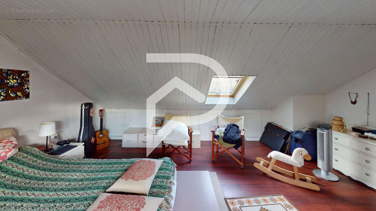 Maison à VERNEUIL-SUR-SEINE