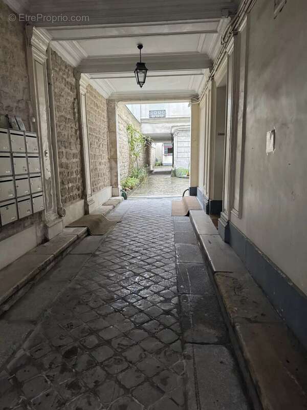 Appartement à PARIS-19E