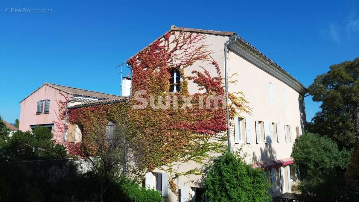 Maison à MONTELIMAR