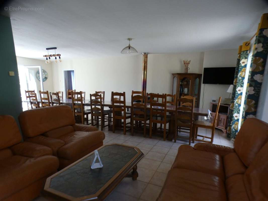 Maison à LA CAILLERE-SAINT-HILAIRE