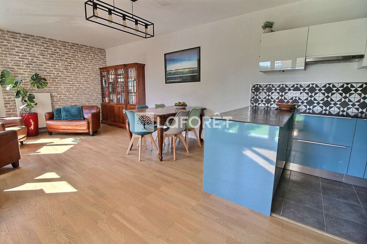 Appartement à BOUGIVAL