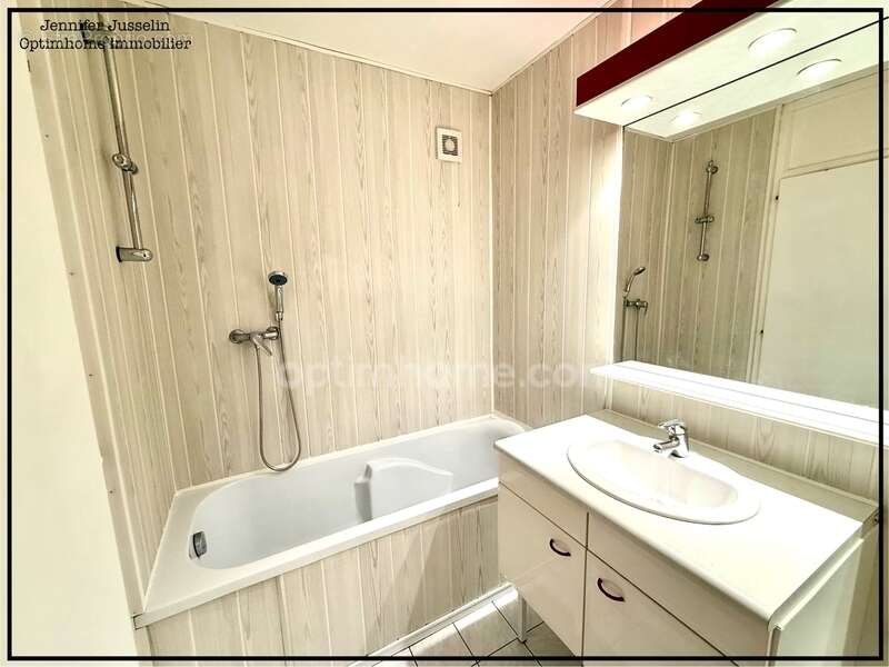 Appartement à LA ROCHE-SUR-FORON