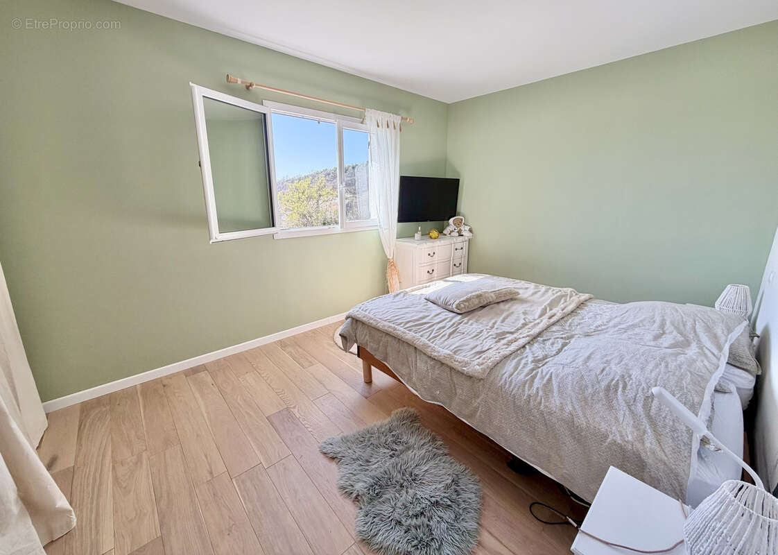 Maison à FORCALQUIER