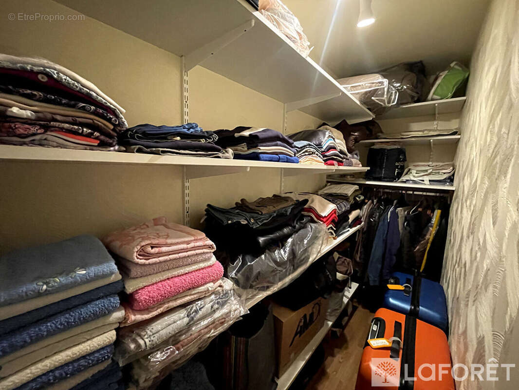 Maison à SAINT-MARTIN-SOUS-VIGOUROUX