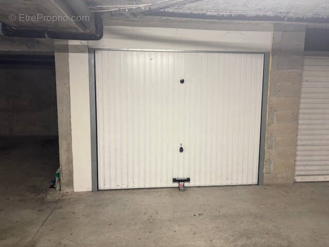 Parking à MARSEILLE-13E