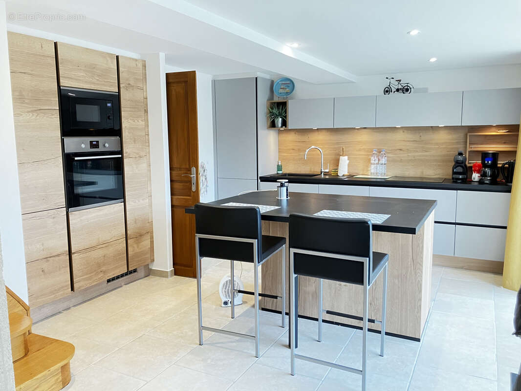 Maison à LIGNIERES-SONNEVILLE