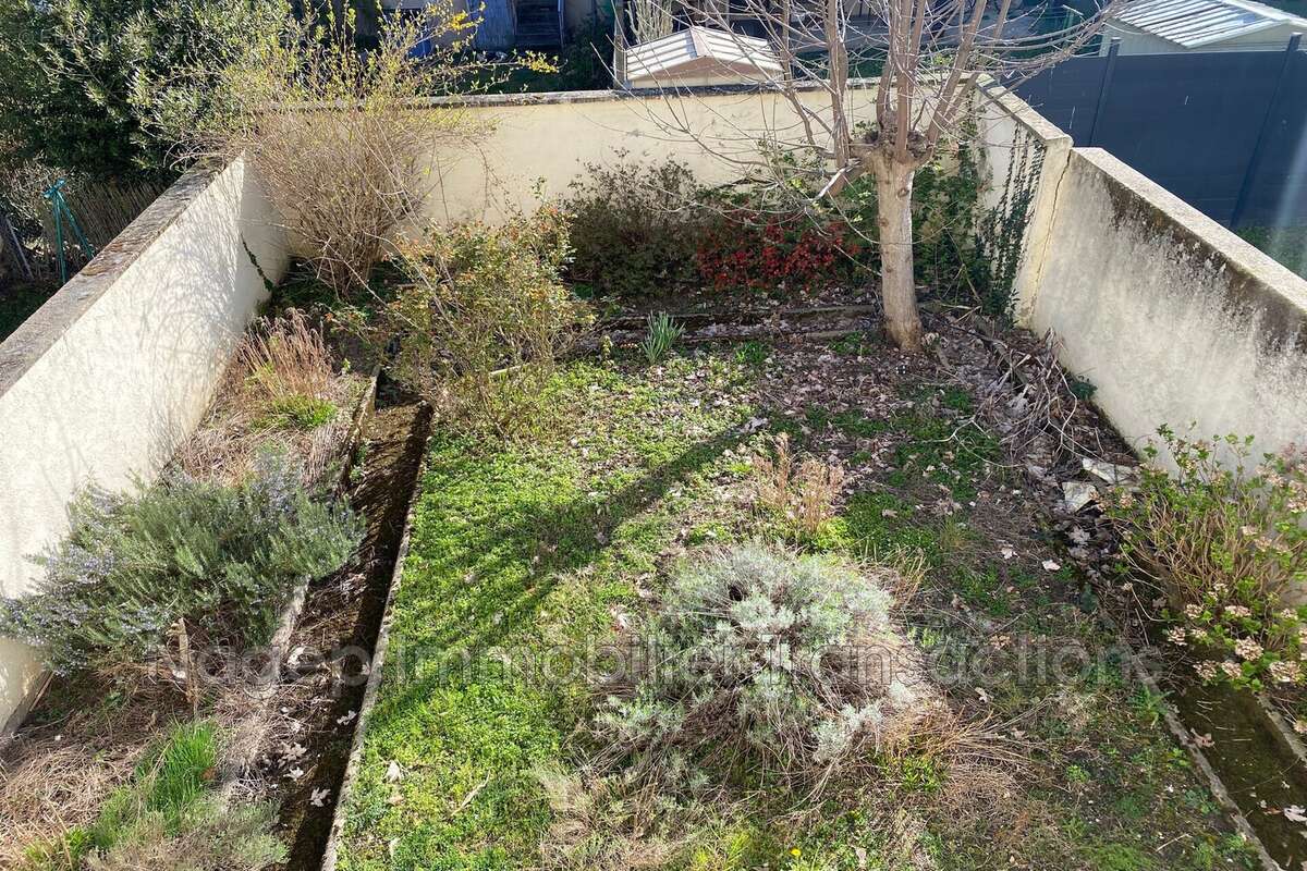 Appartement 200 m² à Vichy  - photo 2