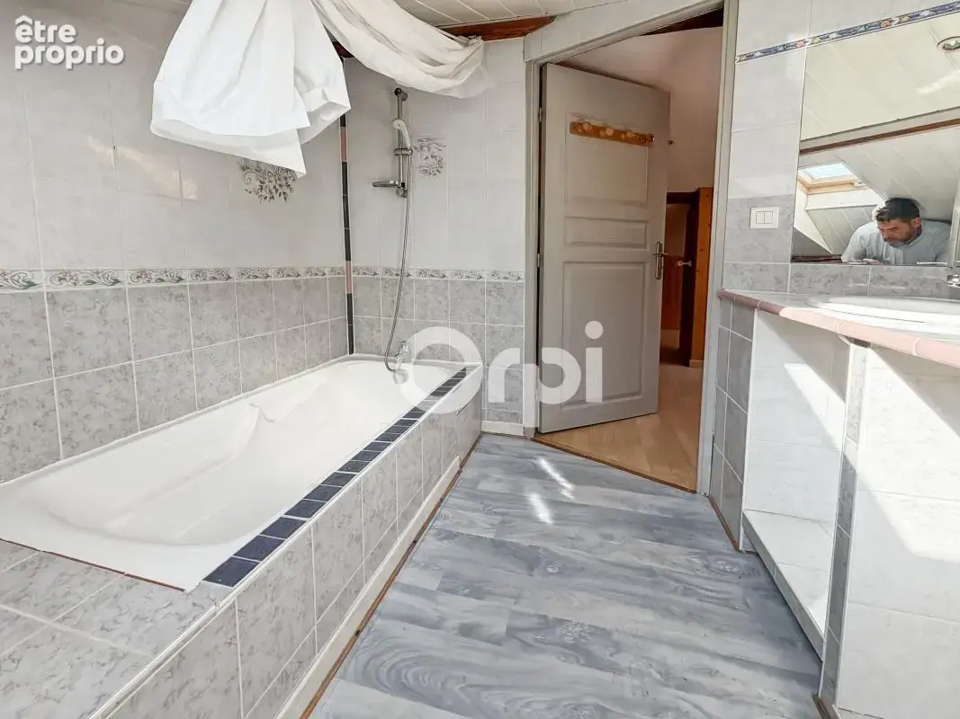 Appartement  1er &tage À Vendre - photo 16